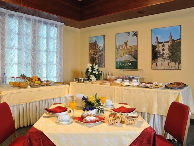 Hotel & Residence Dei Duchi Urbino Exterior photo