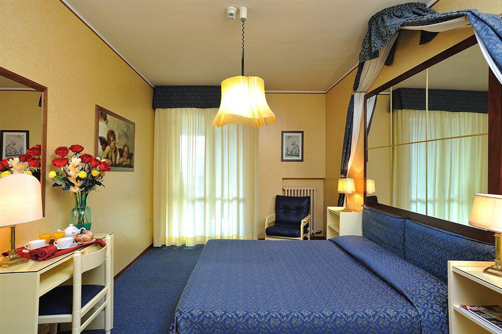 Hotel & Residence Dei Duchi Urbino Exterior photo